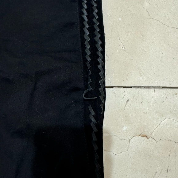 Black Hudson jeans with leather sides - Picture 2 of 4